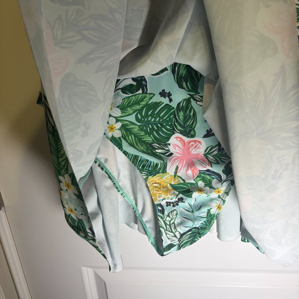 Women's Size 5X Aqua Tropical Print Swimwear Tankini Top - Picture 9 of 9